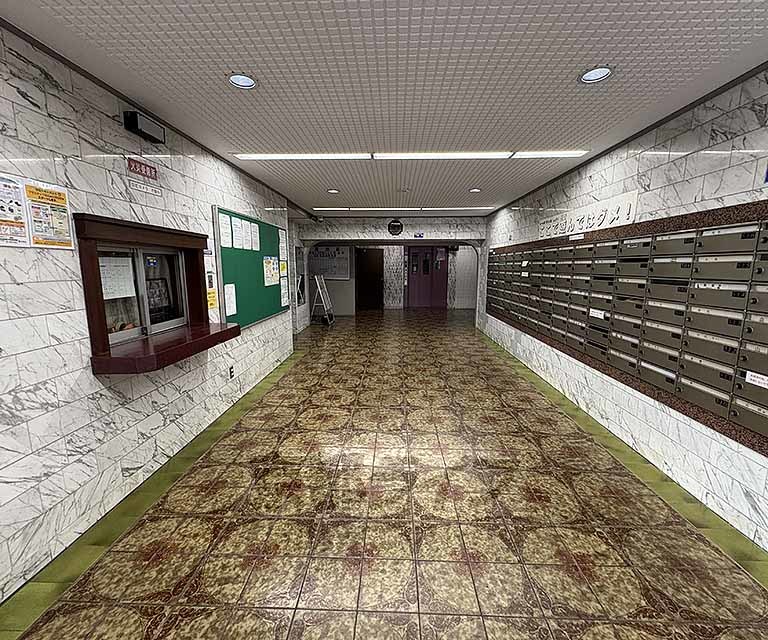 建物エントランス